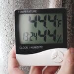 Temperature and humidity measuring